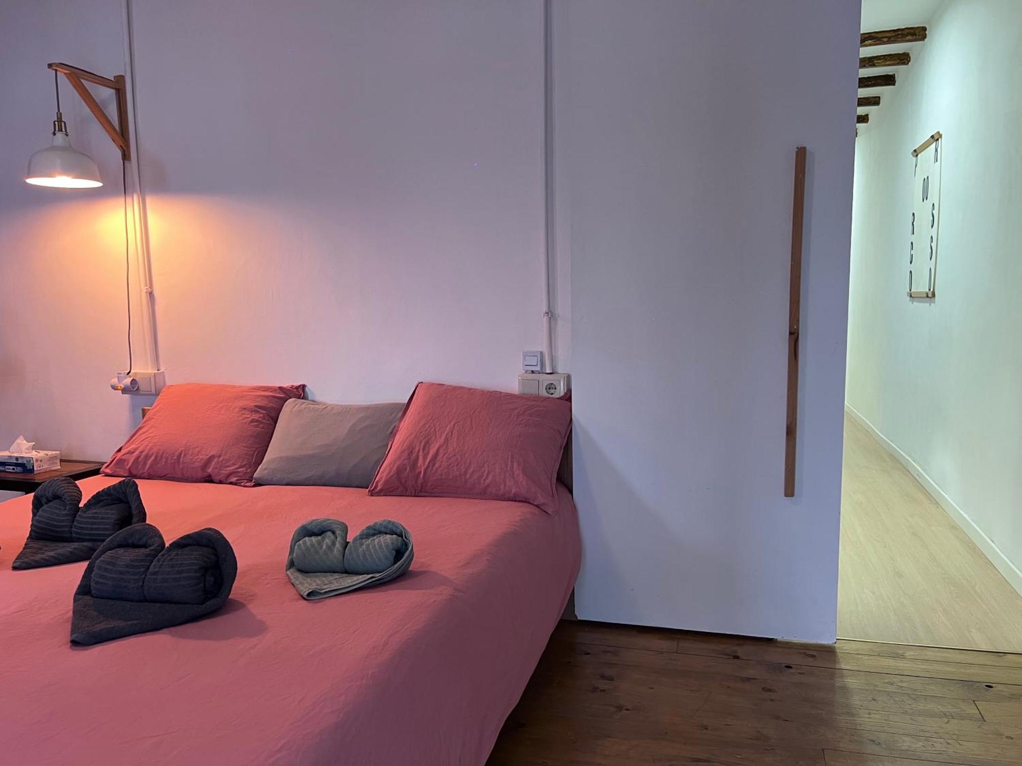 Alojamiento Con Encanto En Planta Superior Ideal Para Trabajo Y Escapadas Familiares En Montserrat Esparreguera 外观 照片